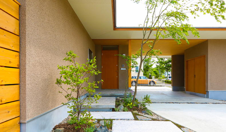 外壁材 「そとん壁」（推奨使用）